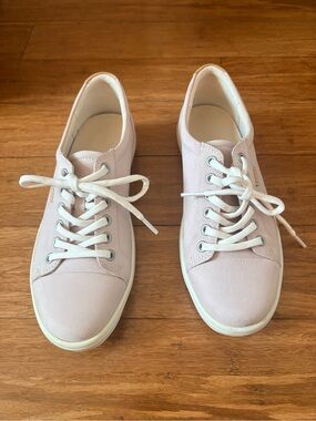 Ecco Sneakers - Size 7.5